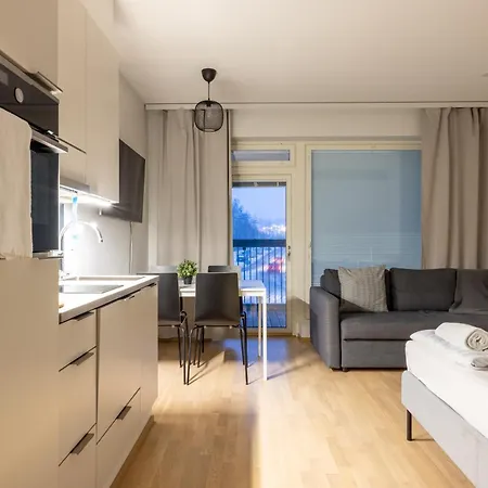 Prestigious & Enjoy Waterfront Living Lejlighed Tampere