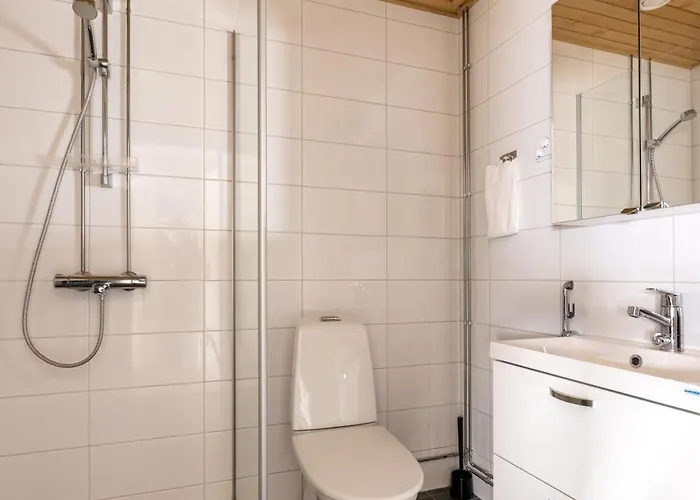 Prestigious & Enjoy Waterfront Living * Τάμπερε